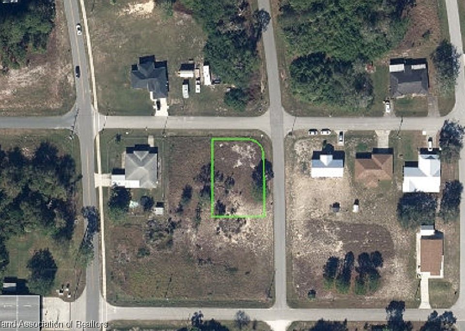1st image of 209 Blue Moon Ave