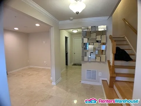 Elkridge Townhome, 3 bed, 3 full bath — Photo 3