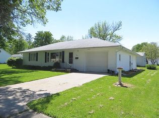 203 Elm St, Bloomfield, IA 52537