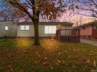 755 Scottwood St, Pontiac, MI 48340