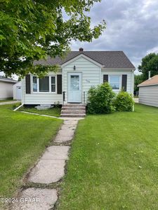 308 N Raymond St, Northwood, ND, 58267
