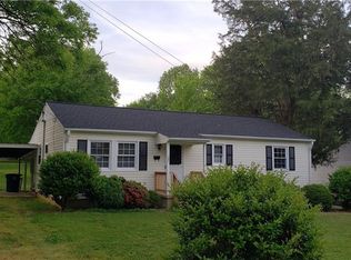 129 Cebon Ave, Winston Salem, NC 27104