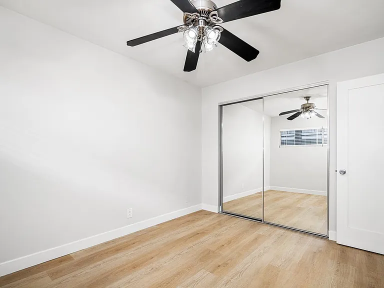 1750 Coronado Ave #6 — Photo 18