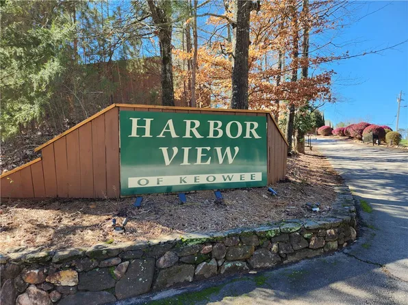 312 Killdevil Hl APT D, Six Mile, SC 29682