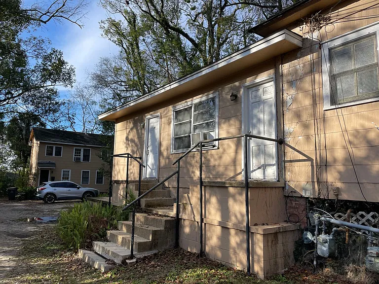 545 E Call St #103 — Photo 8