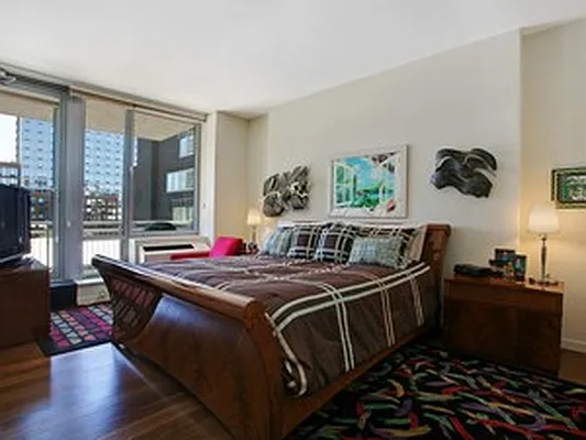 Sold by Corcoran | media 28