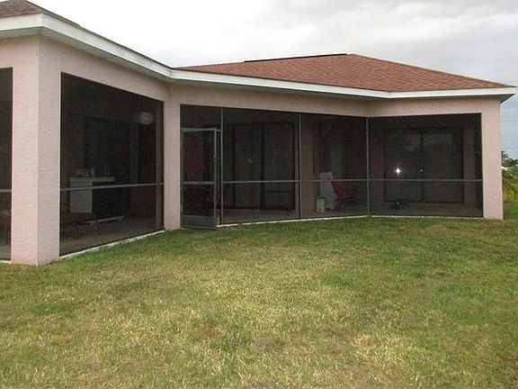 3rd image of 24452 Lakeview Pl