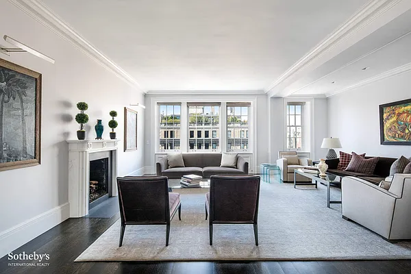 Sold by Sotheby's International Realty | media 2