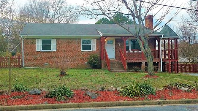 1st image of 306 Knight Dr