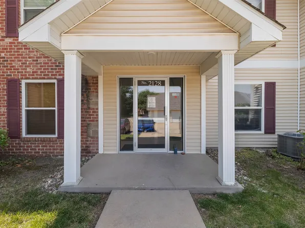 2128 NW 156th St Unit 31, Clive, IA 50325