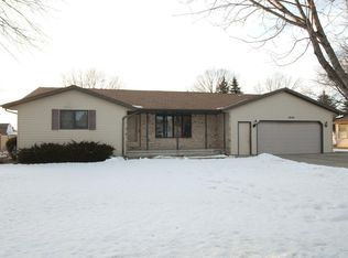 1840 Juneberry Dr, Green Bay, WI 54311