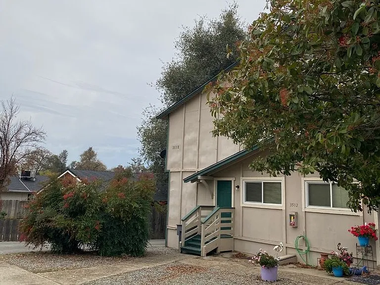 3512 Adams Ln — Photo 1