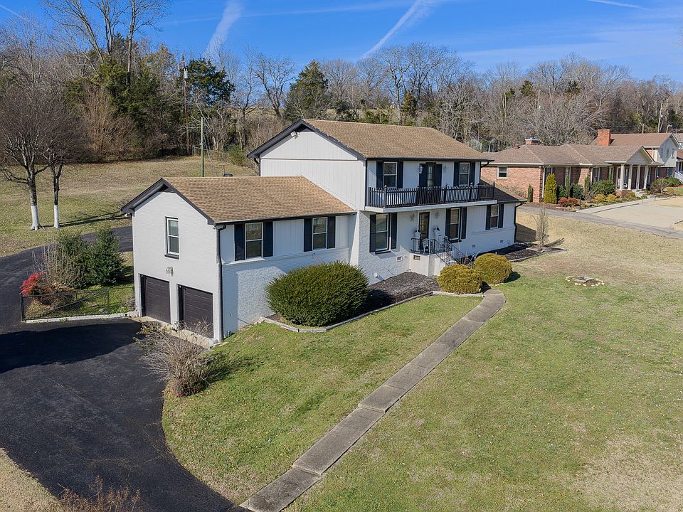 1st image of 316 Highland Heights Dr