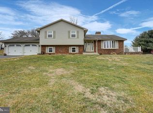 21 Beecher Dr, Carlisle, PA 17015
