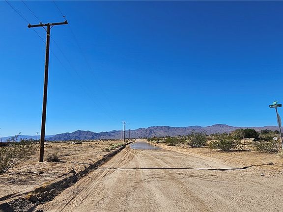 2nd image of 800 Mandrill St Lot 131