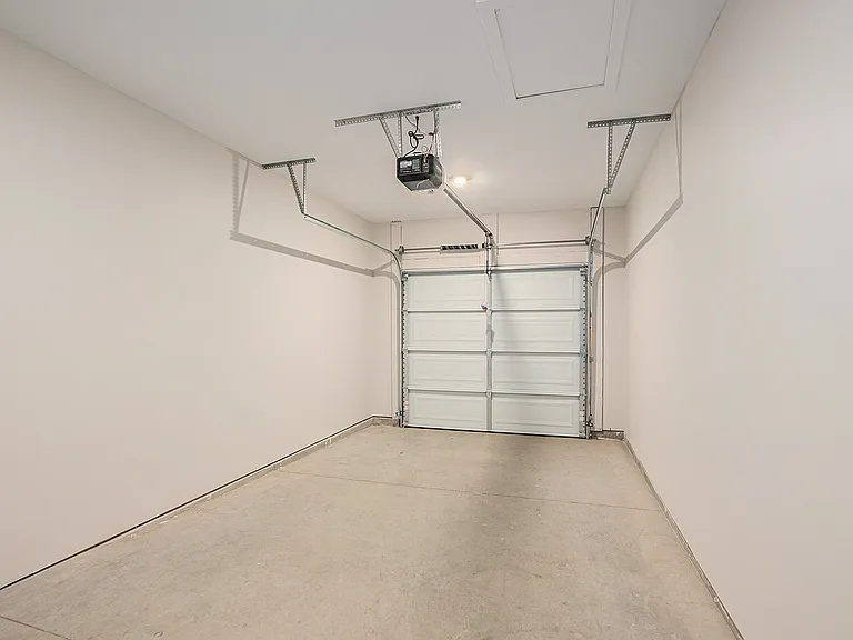 SummitTownhomes_2Bedrooms_Garage