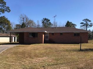 742 Huckleberry Rd, Bay Saint Louis, MS 39520