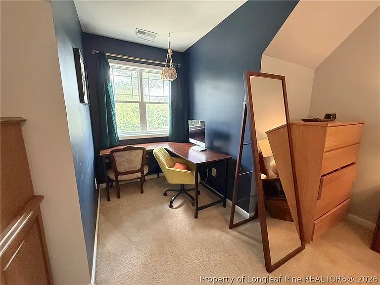 675 Omaha Dr — Photo 15