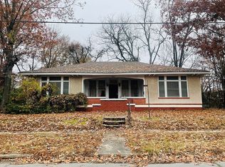 1906 S Elm St, Pine Bluff, AR 71601