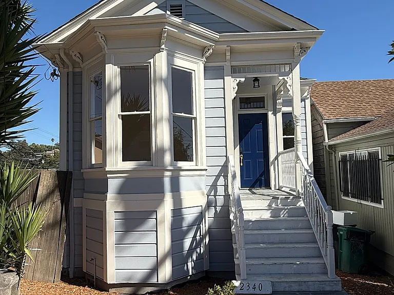 2340 13th Ave — Photo 1