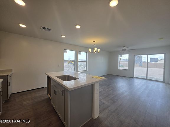 5th image of 1262 Helsing Rd