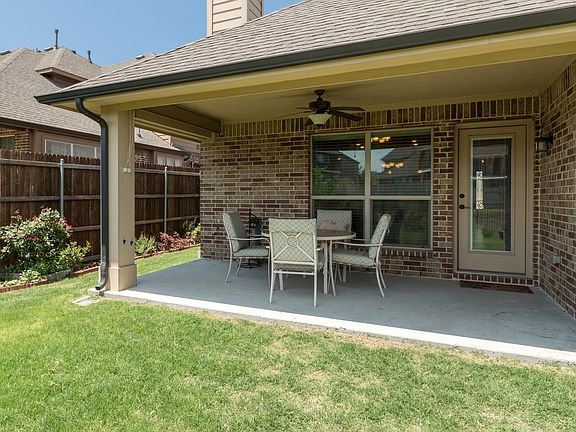 3rd image of 156 Crown Colony Dr