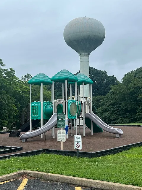 Leonardtown Village — Photo 4