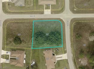 2200 Snead Dr, Lehigh Acres, FL 33973