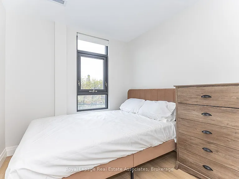 1000 Bathurst St #301 — Photo 26