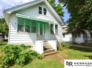 4324 S 38th St, Omaha, NE 68107