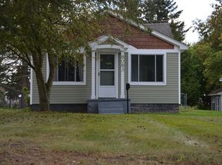 8083 Maple St, Swartz Creek, MI 48473