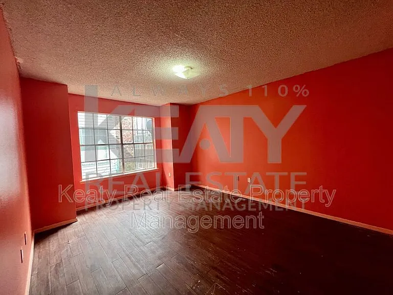 108 Meudon St #A — Photo 11