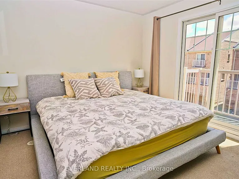 5267 Major Mackenzie Dr E — Photo 16