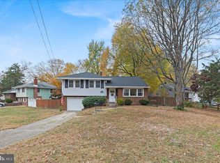 526 Hastings Rd, Cherry Hill, NJ 08034