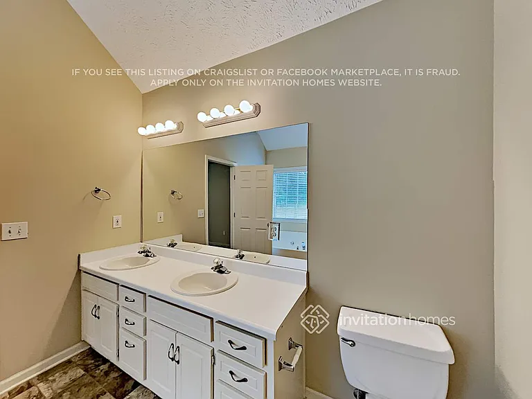400 Freedom Dr — Photo 16