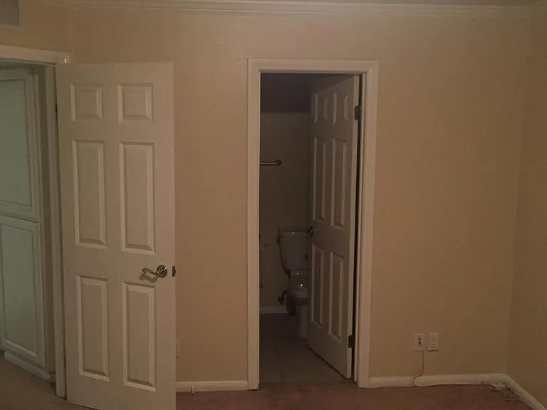 21529 Saticoy St #103 — Photo 11