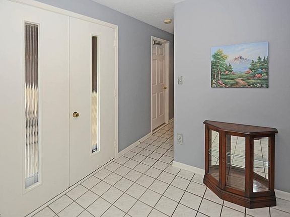 3rd image of 6494 Gale Dr