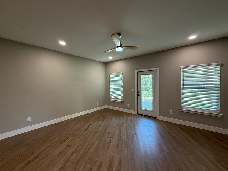 2879 Leahs Ln — Photo 13