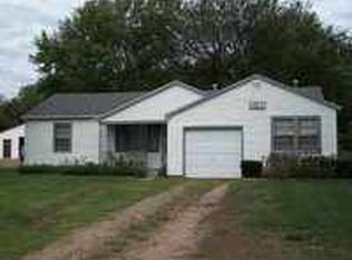 3311 Farmington Rd, Hutchinson, KS 67502