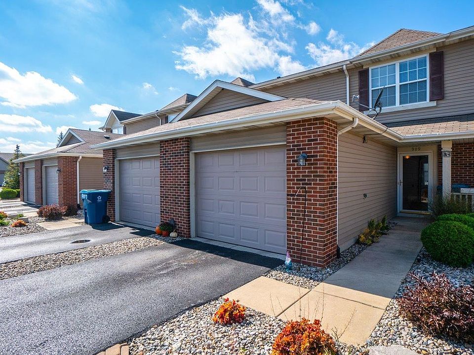 1st image of 909 Flagstone Dr