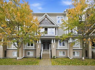 668 Chapman Mills Dr #A, Ottawa, ON K2J 0V4