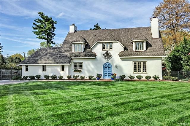 1st image of 329 Oak Ln