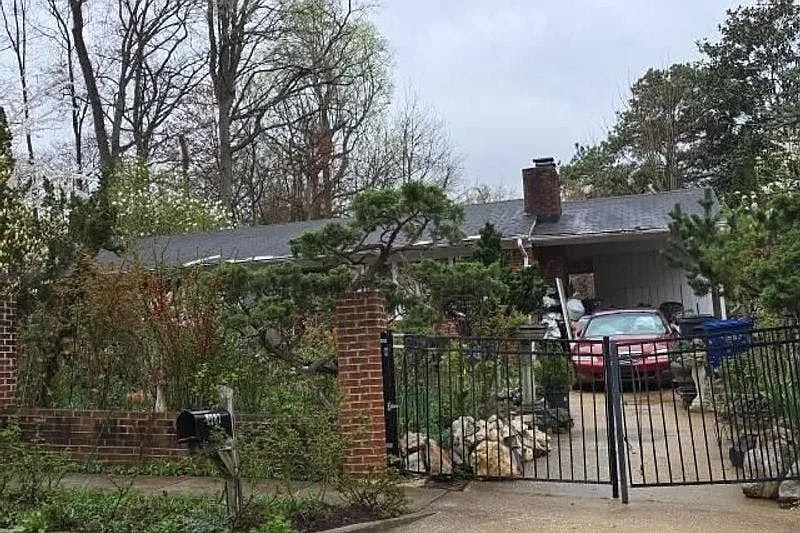 4707 Care Dr photo 1