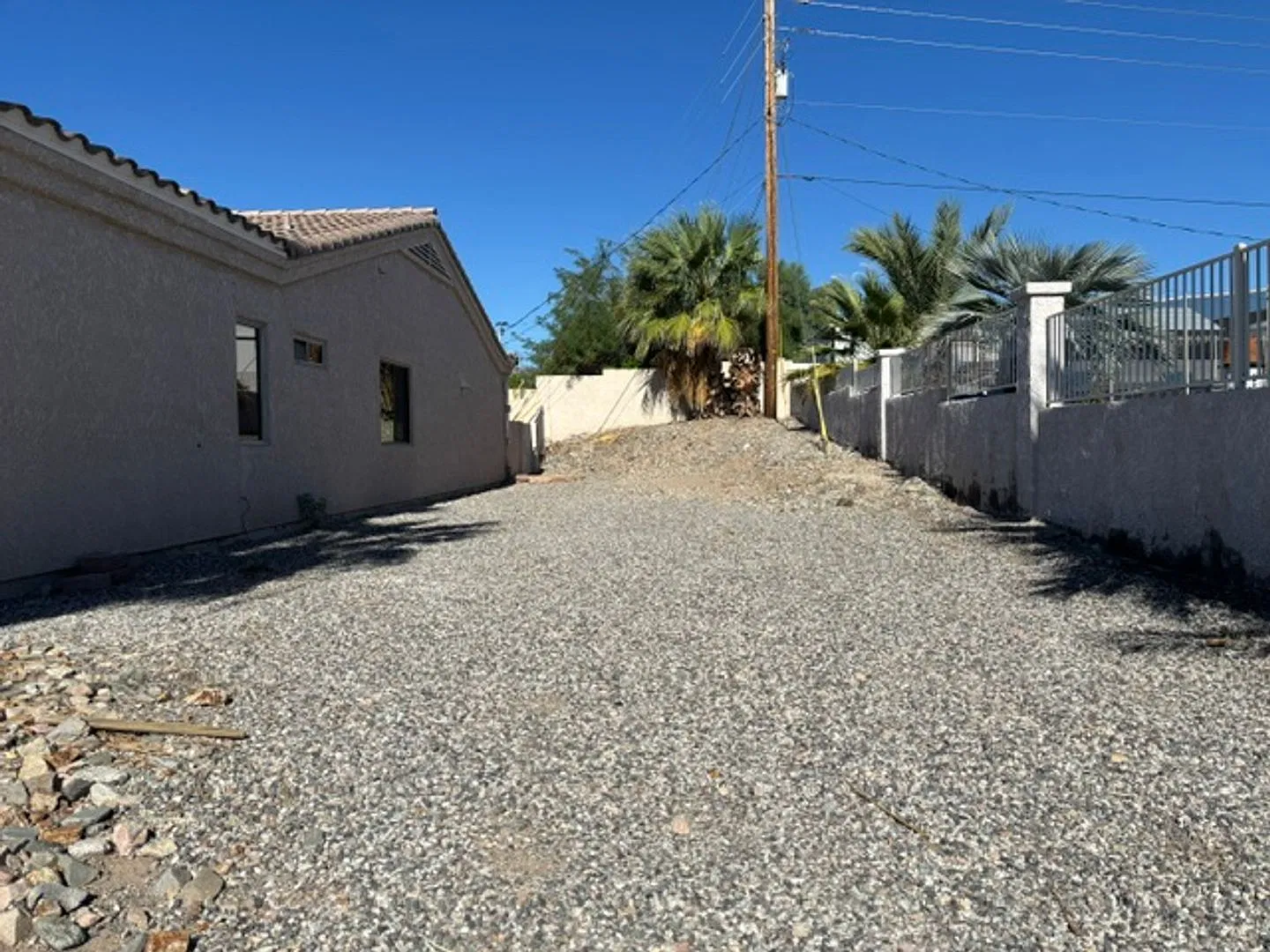 Spacious 4-Bedroom Casita & Pool Home Long-Term Rental! — Photo 2