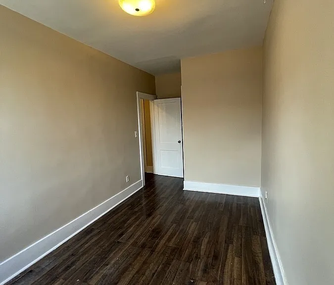 538 Louis Ave #4 — Photo 17