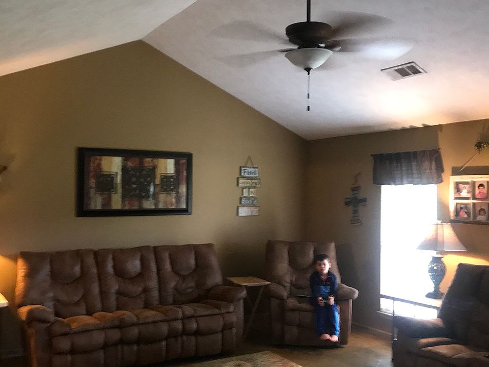 1st image of 100 Dakota Dr