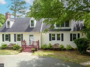 159 W Bay Front Rd, Lothian, MD 20711