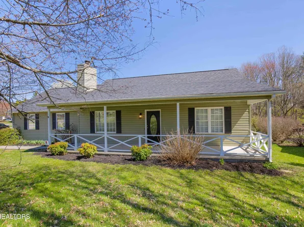 7500 Foxtrail Dr, Knoxville, TN 37918