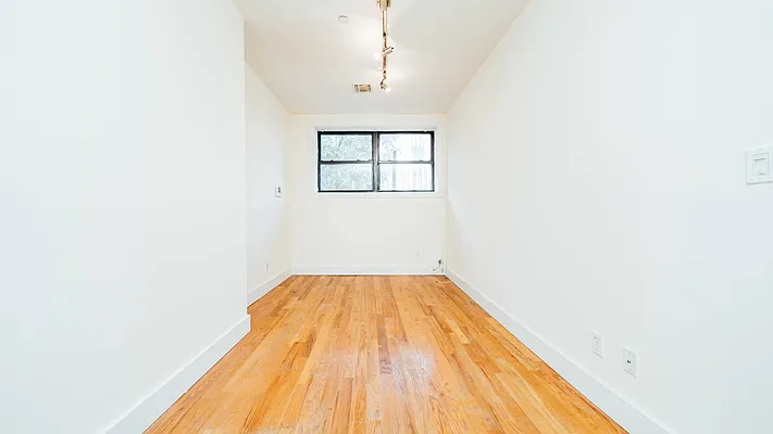 Rented by Terra Magia Inc | media 17