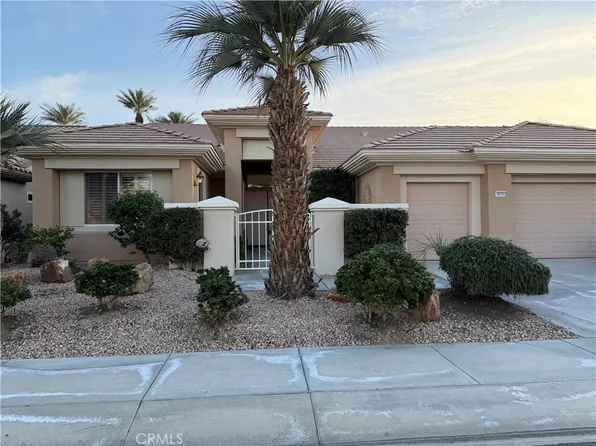 78725 Golden Reed Dr, Palm Desert, CA 92211